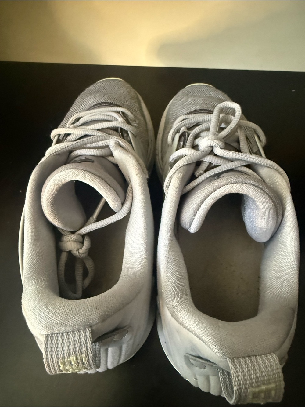 Nike Kids  Kevin Durant shoes aLight Gray and Neon Yellow Sneakers size 6.5 - Picture 5 of 10